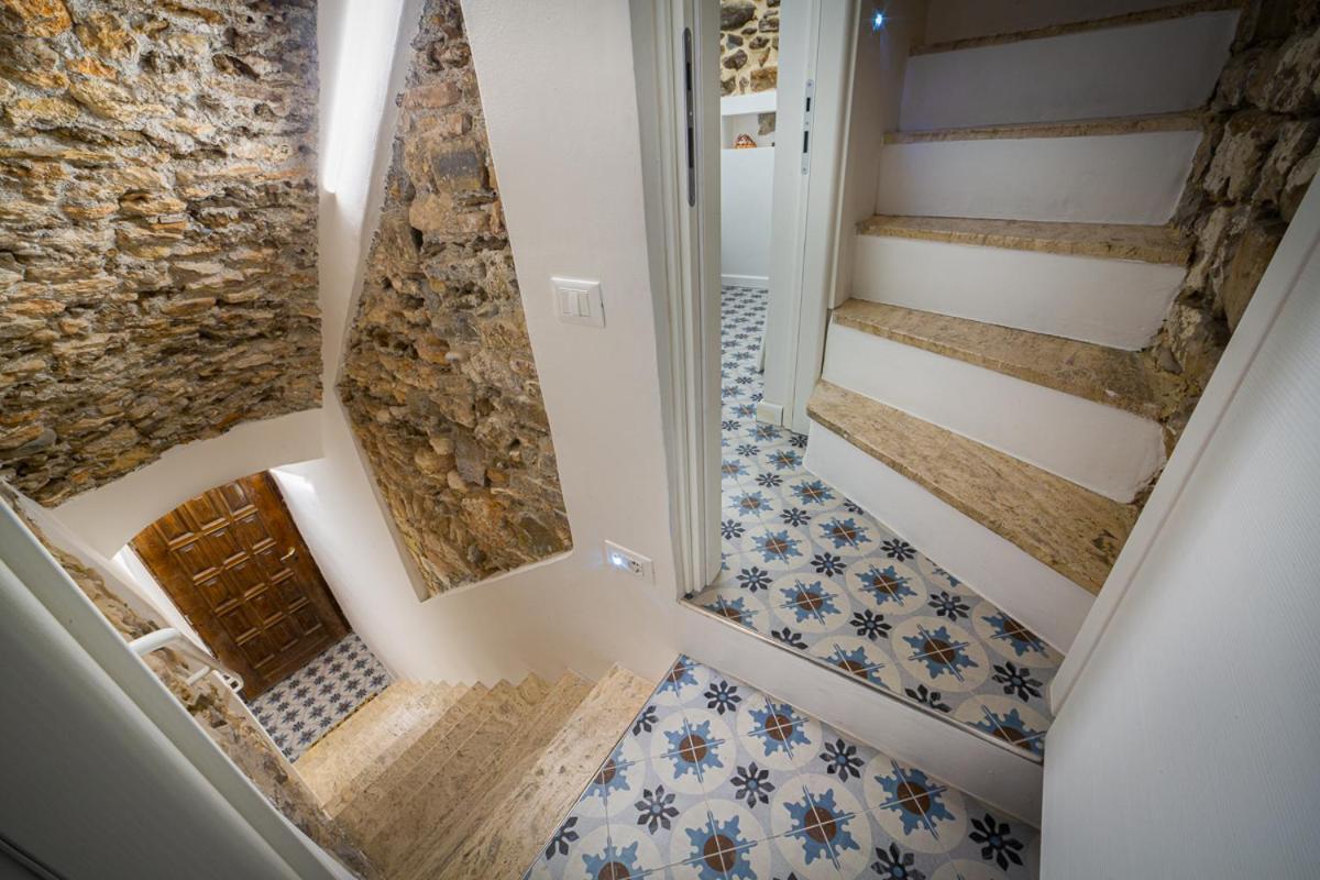 Apartamento Insapria, Caressa De Mae Bordighera Exterior foto